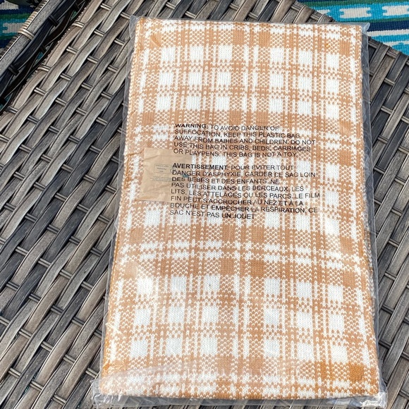 Timberland Buffalo Plaid Scarf - NEW IN PACKAGE - Picture 7 of 7